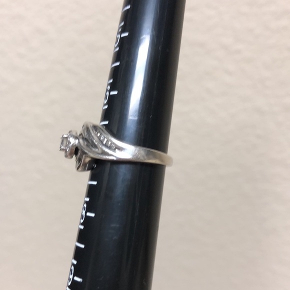 Diamond Ring - Picture 3 of 6